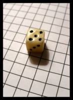 Dice : Dice - 6D - Tiny Ivory Colored With Black Pips